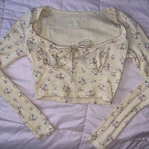 Abercrombie & Fitch Floral Crop Top - Cream with Red and Green